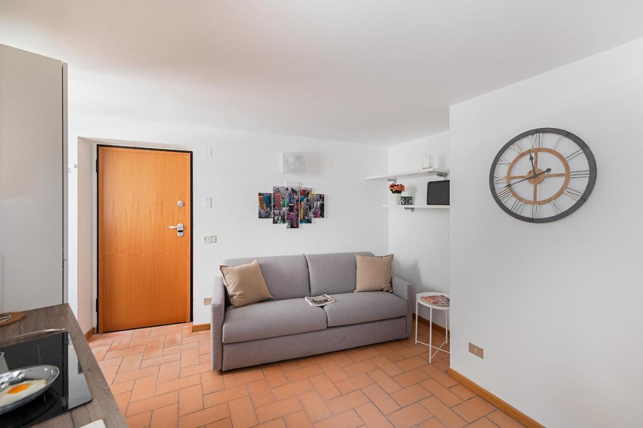La Limonaia Apartments By Wonderful Italy Gardone Riviera Exterior photo